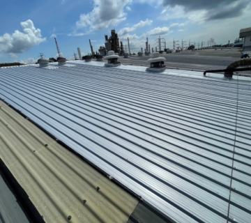 ซ่อมหลังคาโรงงาน